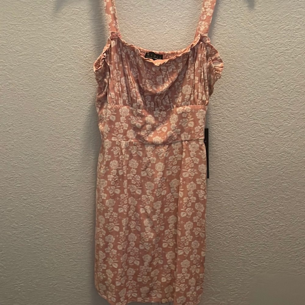 Women’s dress size large new